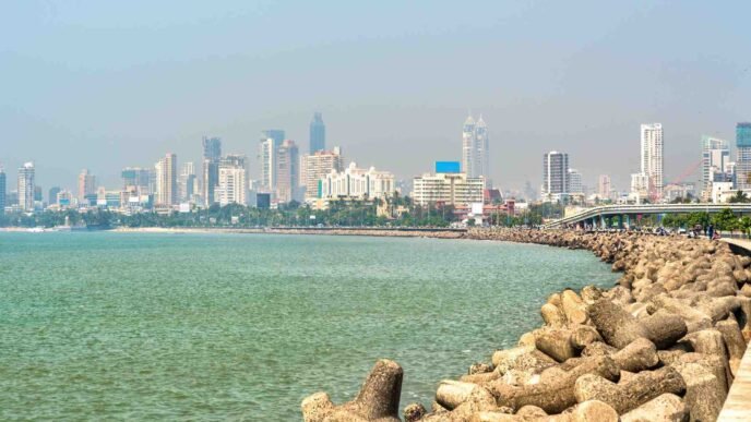 Mumbai Marine Drive : मुंबई मरिन ड्राइव्हच्या स्वच्छतेसाठी महापालिकेचा कृतीशील पुढाकार